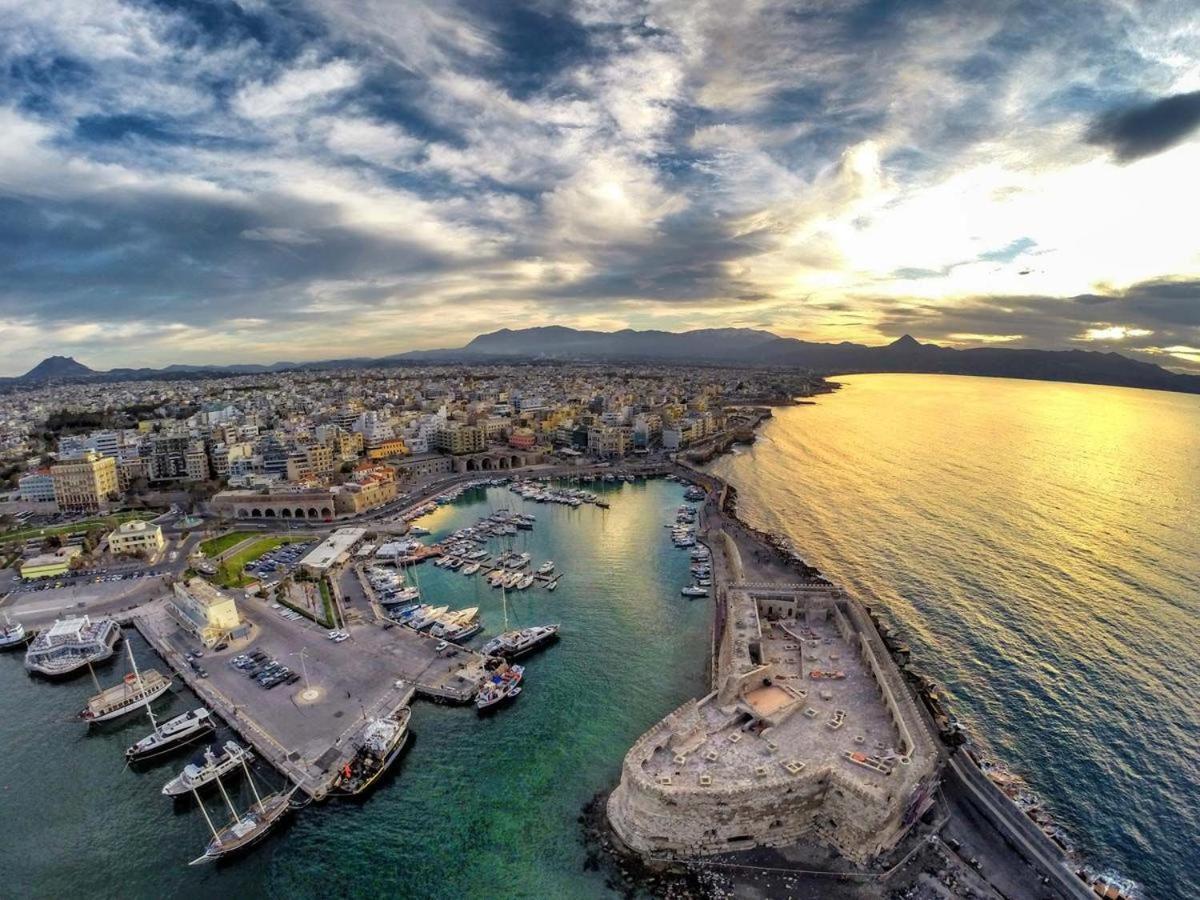 Korai Suites By Good Life Heraklion  Bagian luar foto